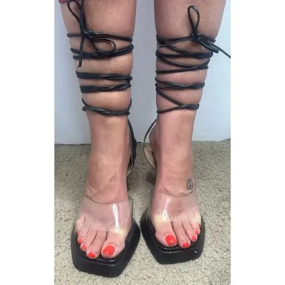 🪀NEW FREE PEOPLE CAMILLA BLACK LEATHER LACEUP LEG -VINYL BASE -4” HEEL 39 SEXY - Picture 3 of 9